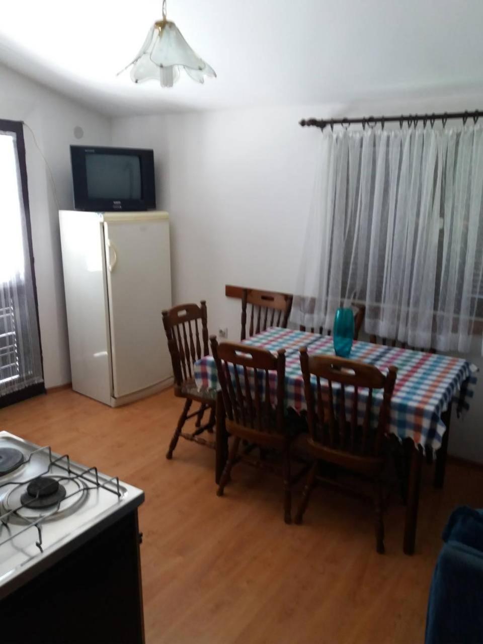 Apartman Tripkovic บาร์ ภายนอก รูปภาพ
